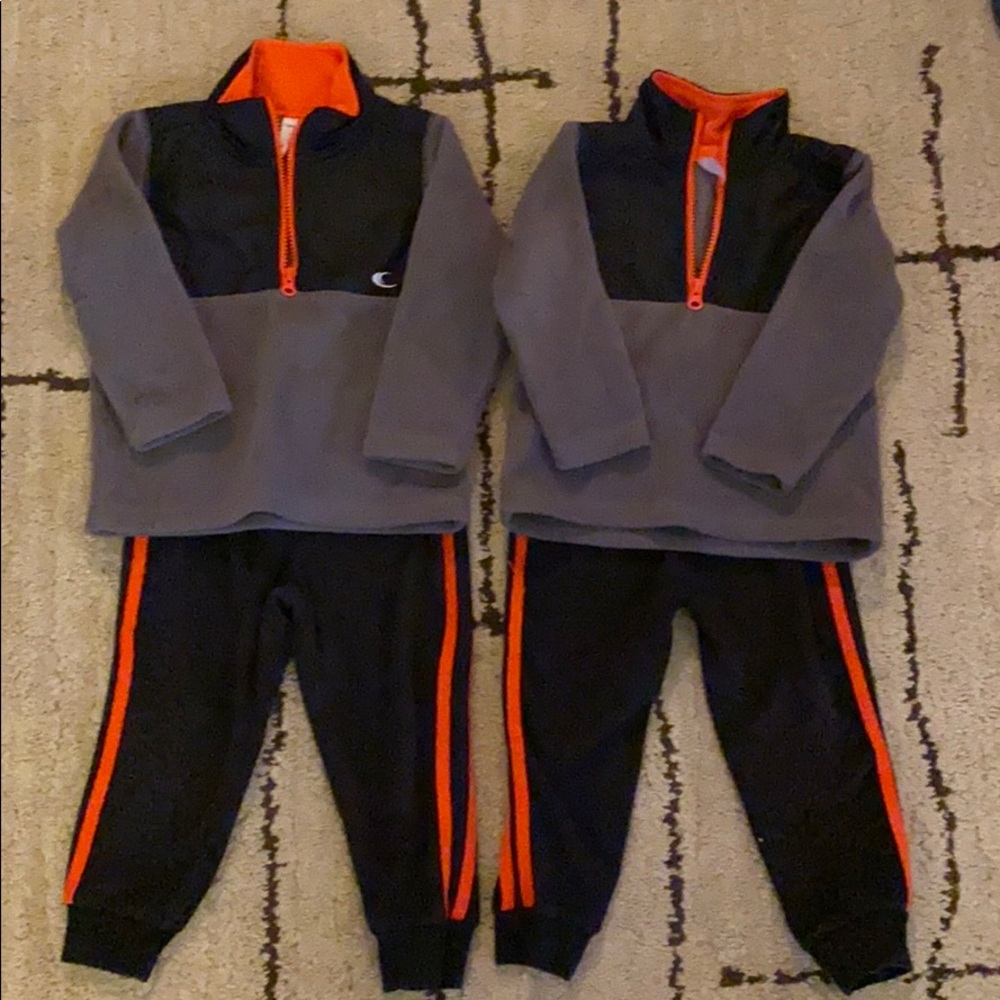2T carters fleece outfits